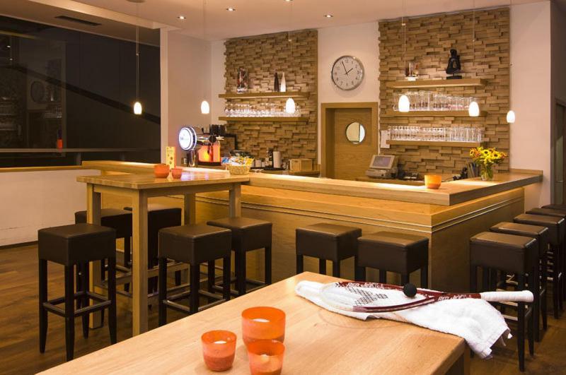 Tespo Hotel Und Sportpark كارست المظهر الخارجي الصورة